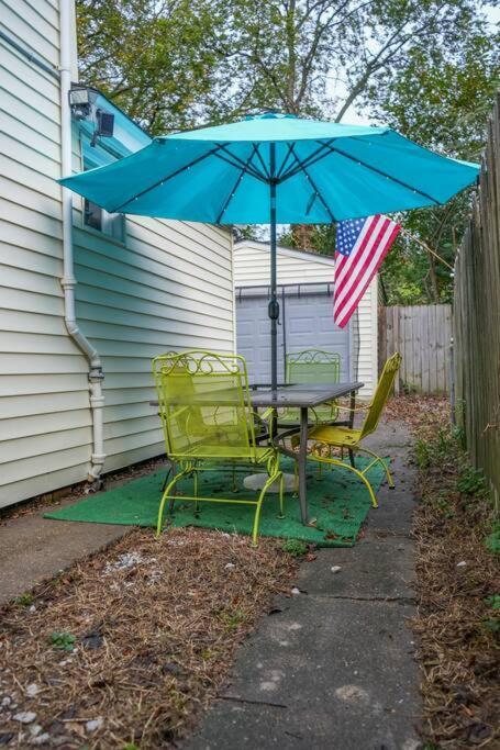 Historic Coastal Haven- Pet Friendly Fast Wi-Fi Villa Norfolk Bagian luar foto